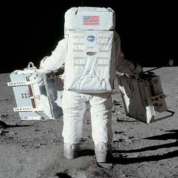 Apollo PLSS and OPS backpack worn by Aldrin on the moon