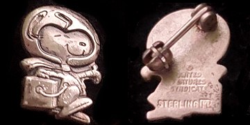 Silver Snoopy pin variant 25b