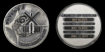 Skylab I Robbins medallion